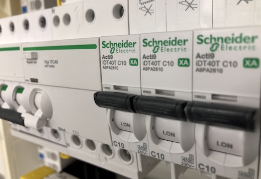 Nouvelle gamme IDT40 de Schneider Electric ®, l’excellence garantie